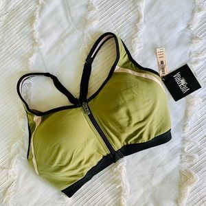 🎀 Victoria’s Secret Maximum Support Sports Bra 🛍